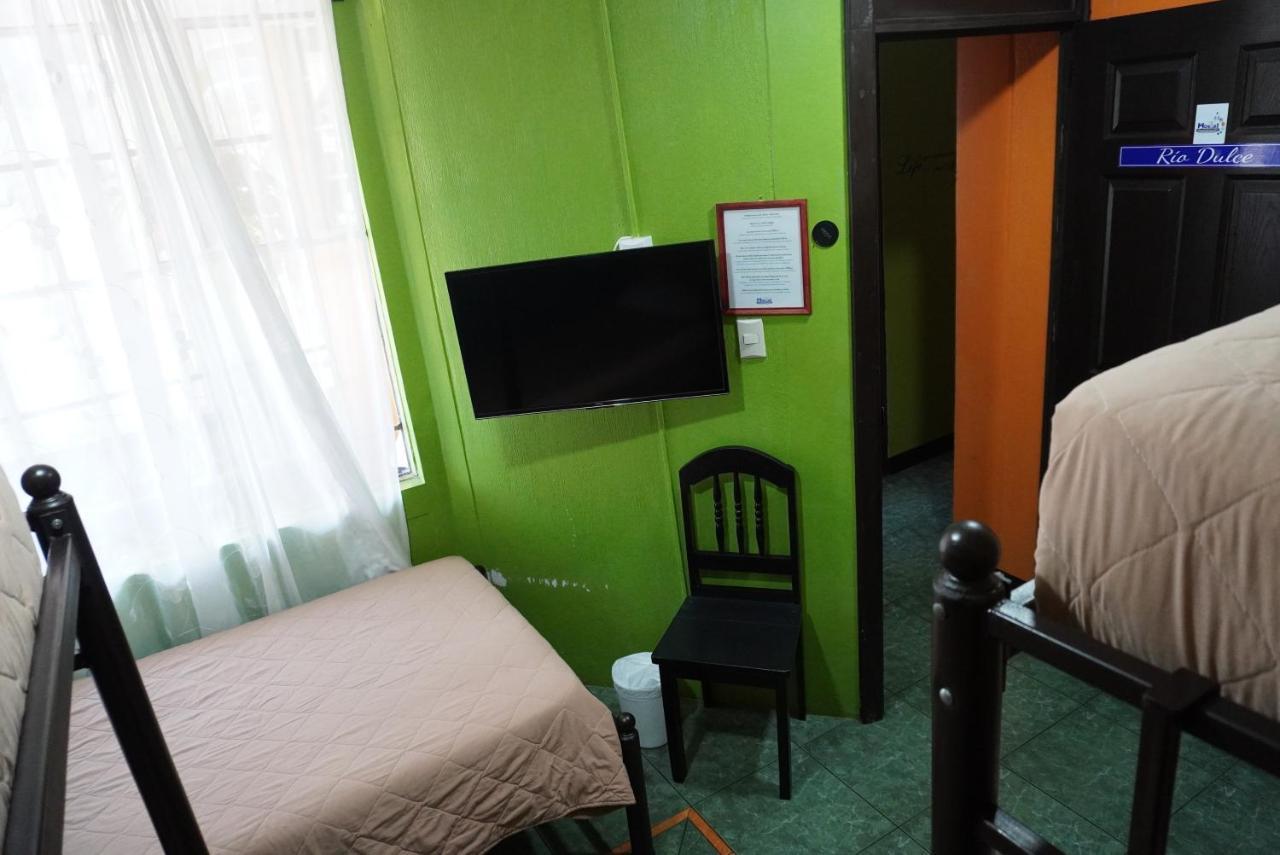 Hostal Guatefriends Guatemala-Stad Buitenkant foto